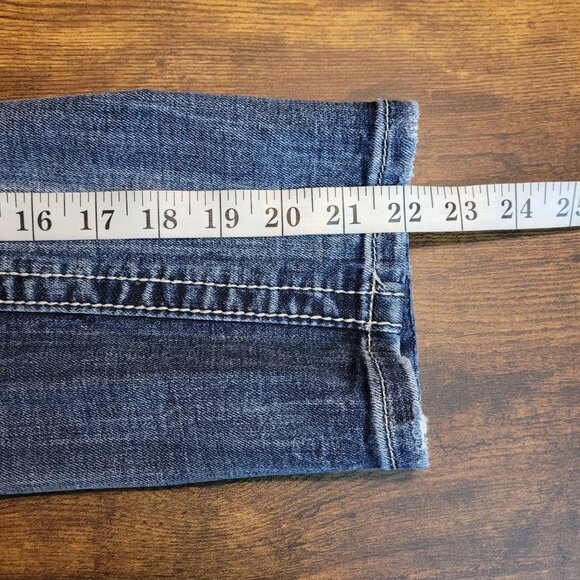 Miss Me Jeans Size 26 Cuffed Capri Button Flap Pockets Low Rise Embellished - Picture 9 of 11